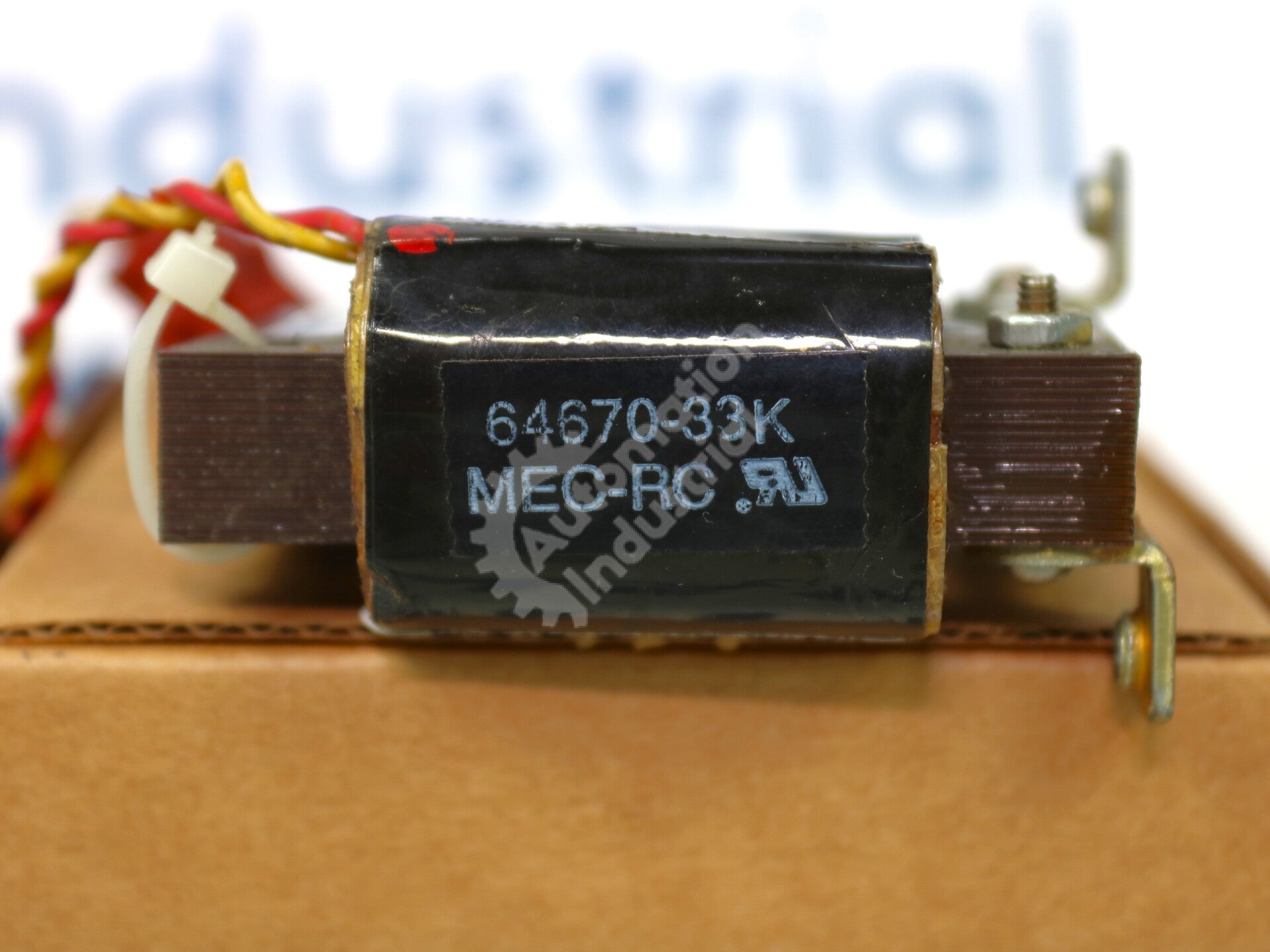 64670-33K By ABB 610273-121R Industrial Current Transformer