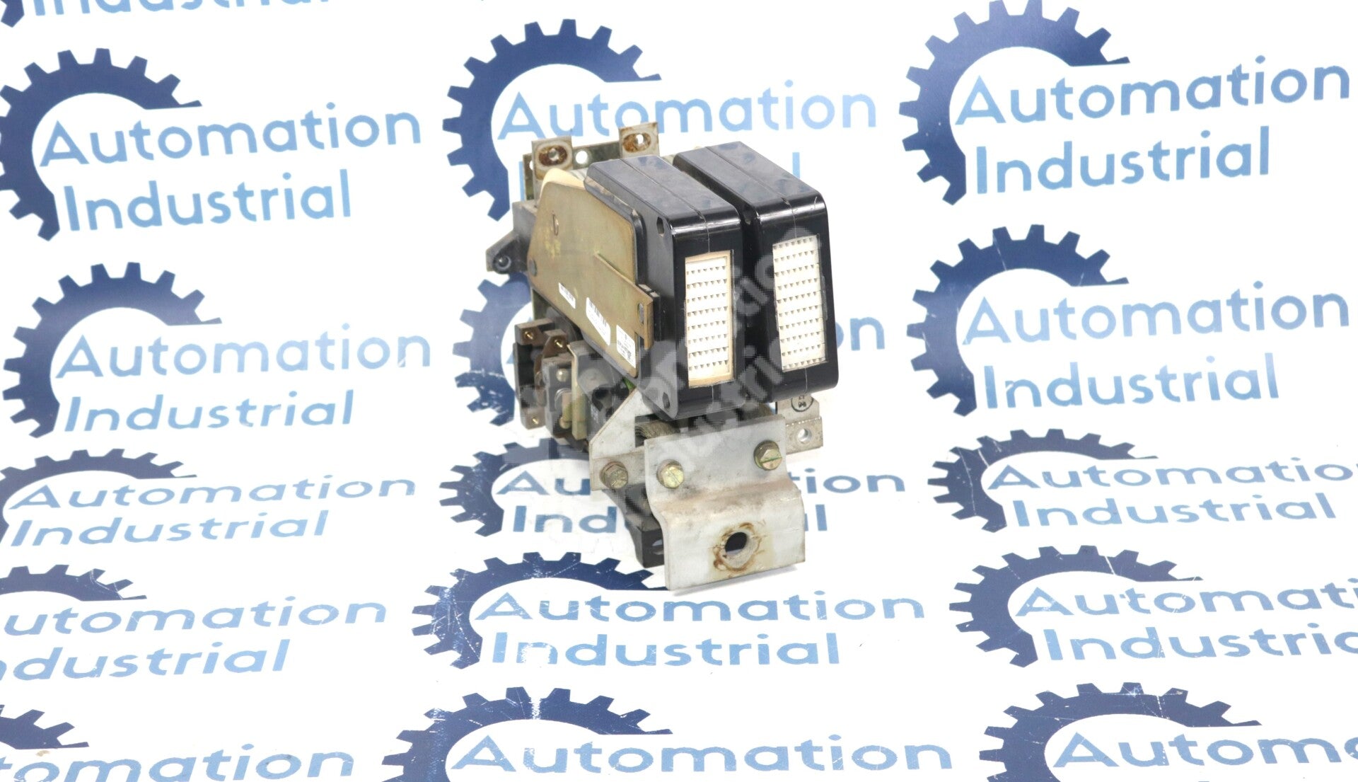 DS303A5C01JXA003XM00 By General Electric 300AMP 600VDC DC Contactor