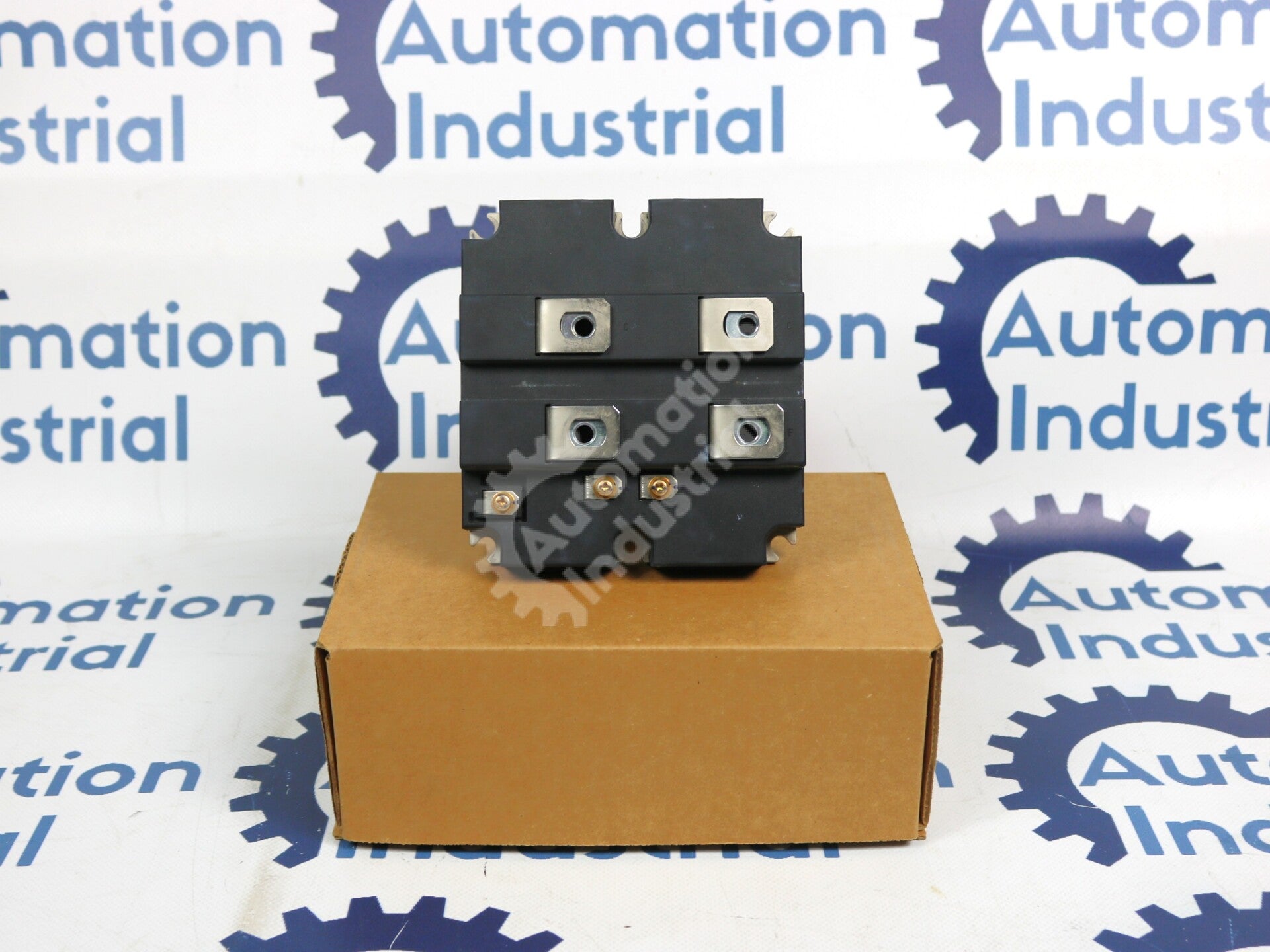 FZ800R33KF2C By Infineon 3300V 800AMP IGBT Power Block Module