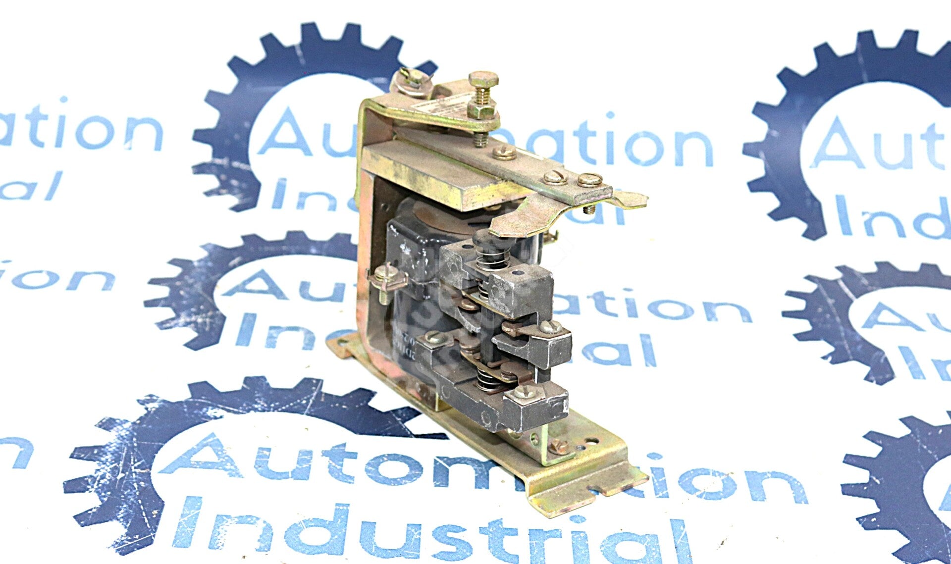 IC2820A100BB202E By General Electric 600 Volt 10Amp Relay