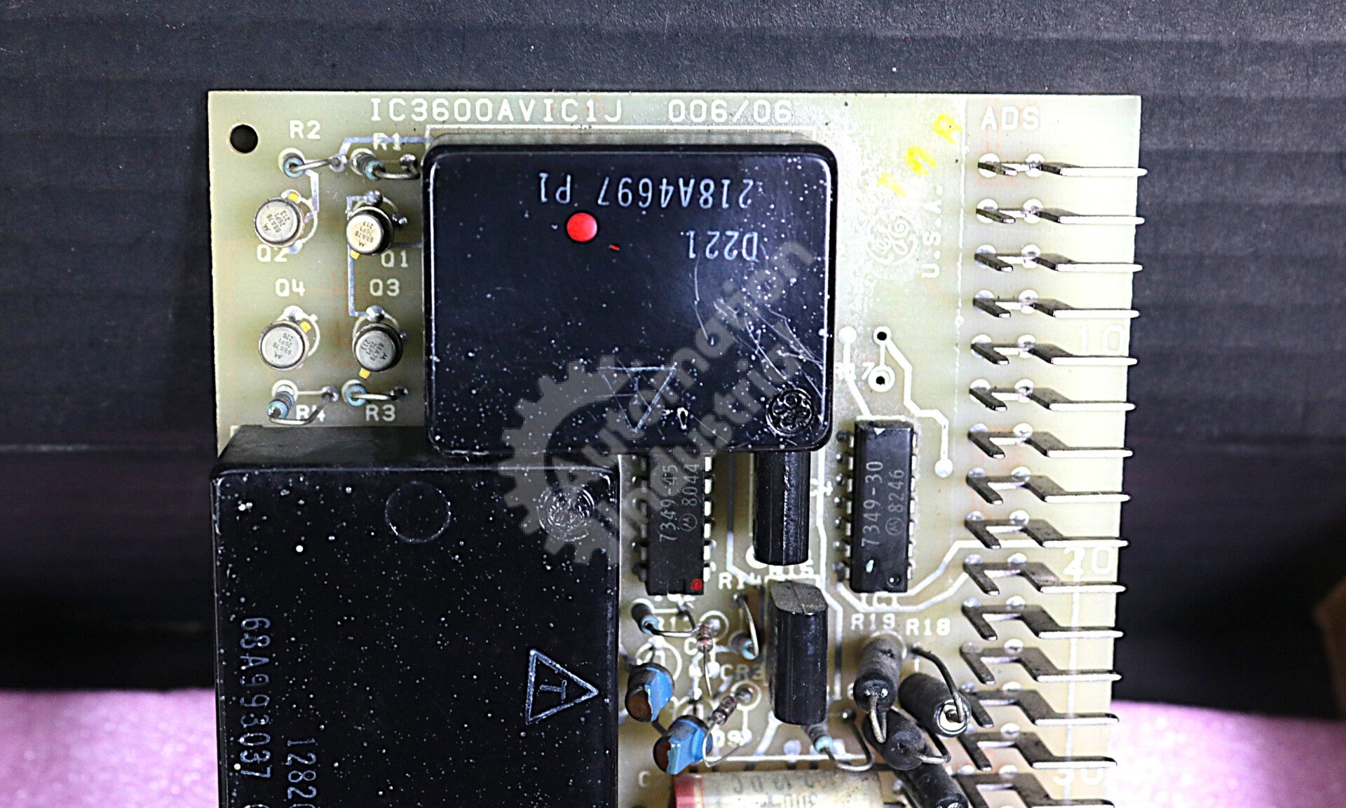 IC3600AVIC1J By GE Speedtronic IC3600AVIC Voltage Isolator Control Circuit Board