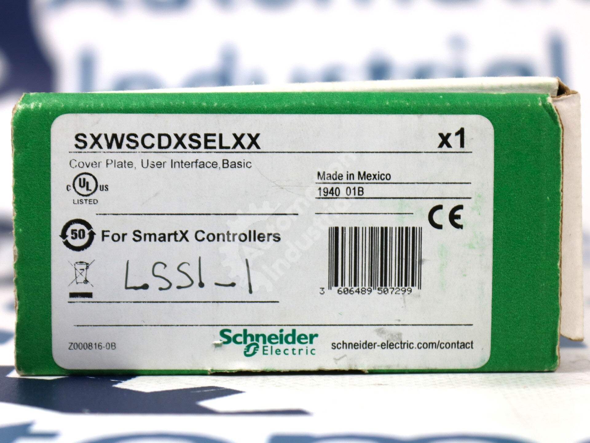 SXWSCDXSELXX By Schneider Electric SmartX IP Controllers Cover Plate NSFP