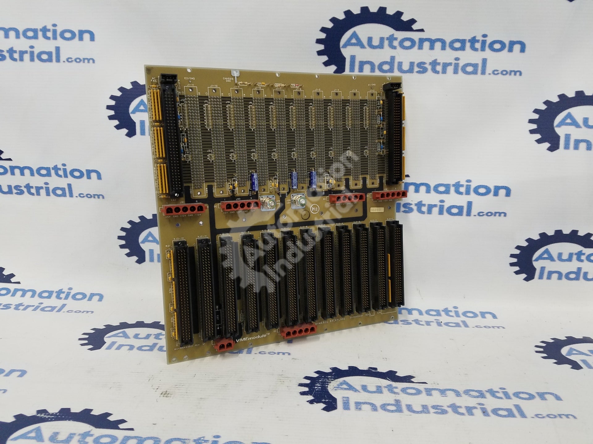 Motorola MVME925 VMEmodule 24 Slot Backplane