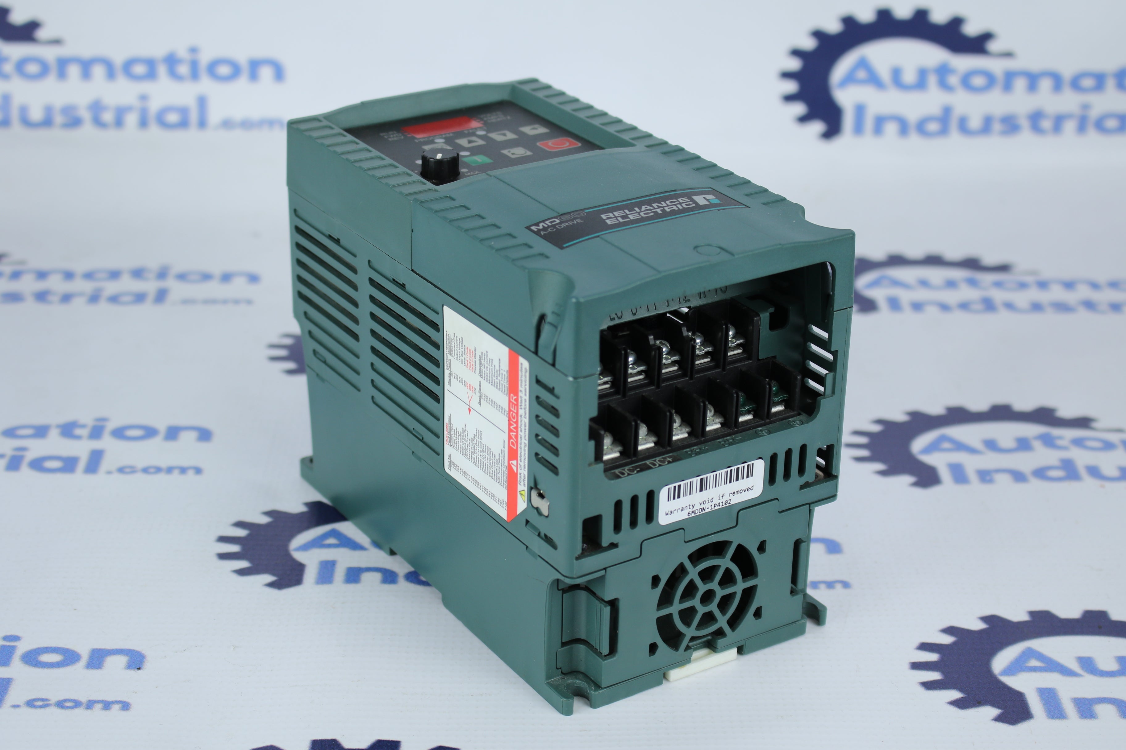 Reliance Electric MD65 6MDDN-1P4102 460VAC .5HP Drive 6MB400P5